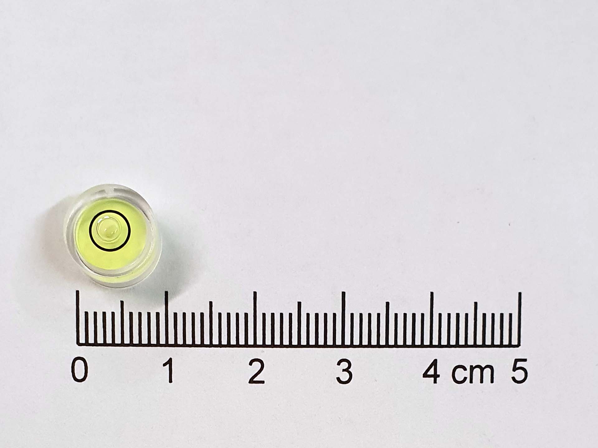 Libela kruhová  D 10, průměr 10mm,  žluto-zelená